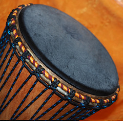 Bougarabou Trommel aus Mali Trommelfell