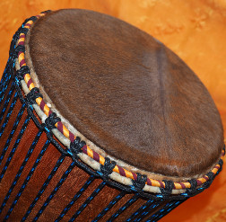 Bougarabou Trommel aus Mali Trommelfell